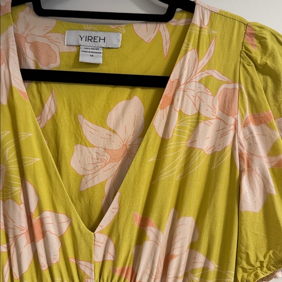 Yireh Mariana Dress in Isle Orchid (Melon) - Picture 6 of 10